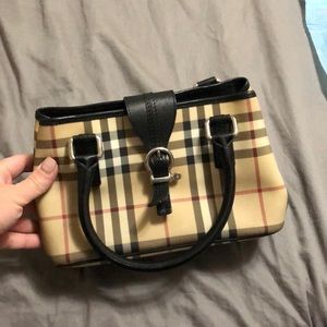 burberry bag mini